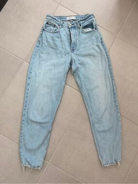 Abercrombie & Fitch Light Wash Boyfriend CurveLove Jeans